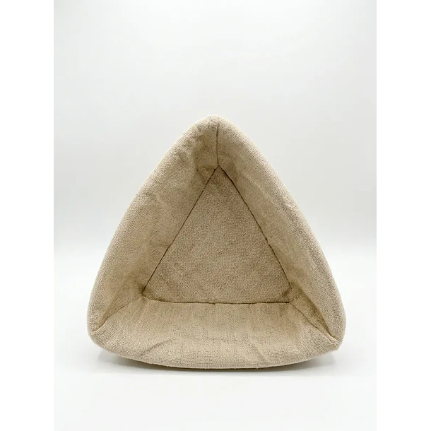- Banneton Triangular Luxury: 16 cm 6cm de alto. 2