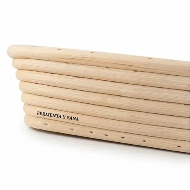 - Banneton Triangular Luxury: 16 cm 6cm de alto. 3