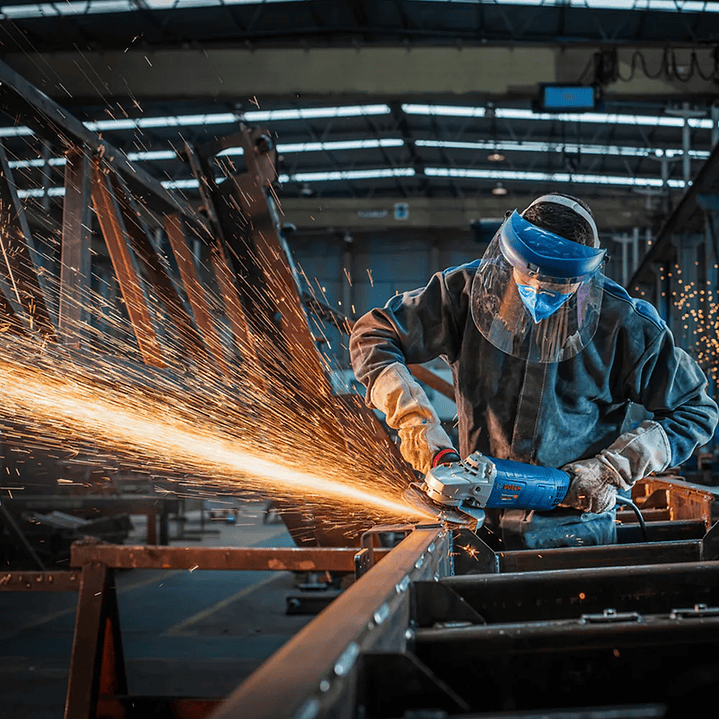 Esmeril Angular GWS 25-180 Bosch 220V Hombre Muerto – Potencia y Seguridad 7