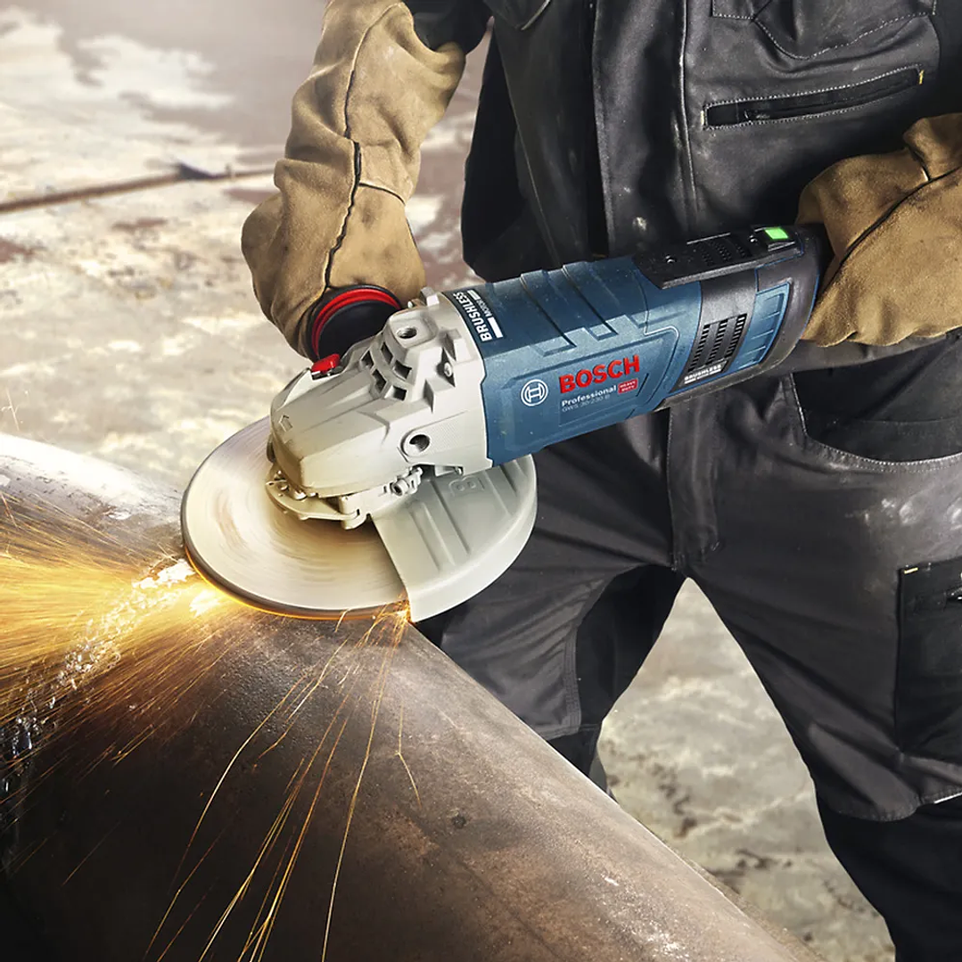 Esmeril Angular GWS 30-180 PB Bosch 220V – Potencia y Seguridad Profesional 7