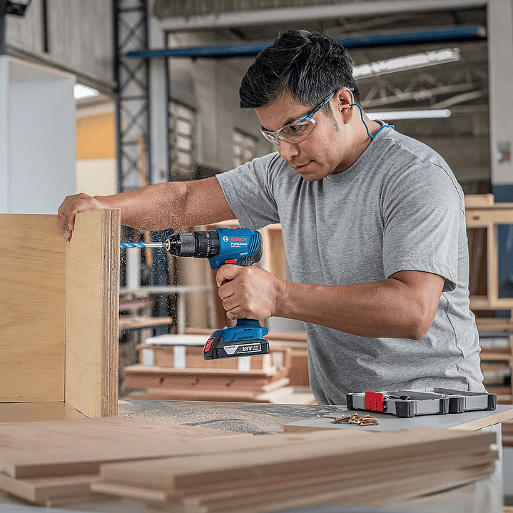 Taladro Atornillador Inalámbrico 18V GSR 185-LI Bosch con 2 Baterías 12