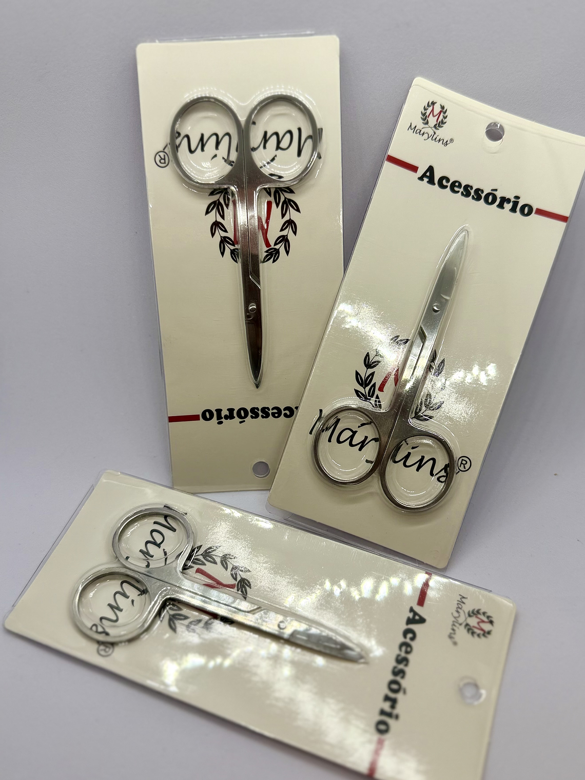 Tesoura Pequena Profissional 1