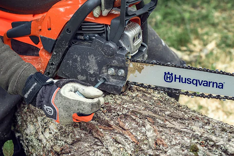 Motosierra Husqvarna 135 Mark II 16” – Potente, Confiable y Fácil de Usar