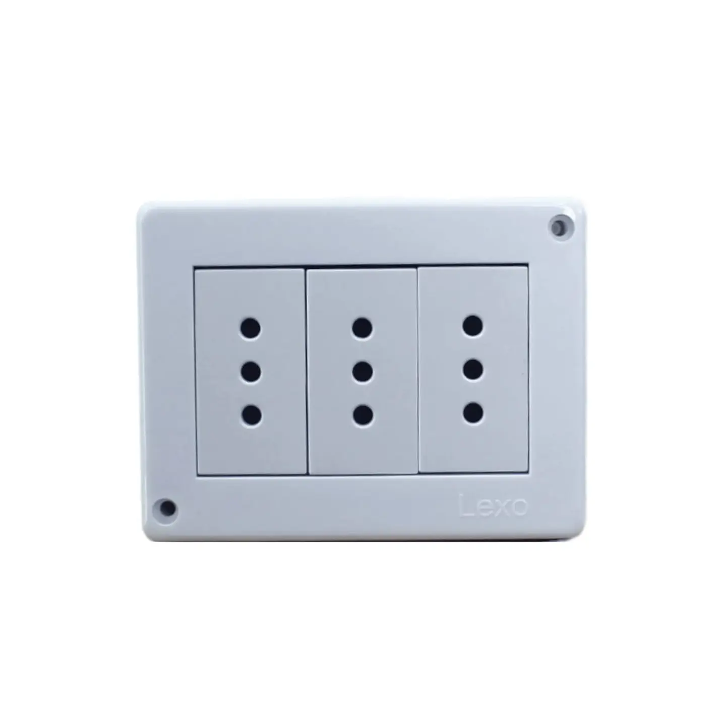 Casquete Ip20 Toma Corriente Triple Sobrepuesto 10A Blanco - Lexo 1