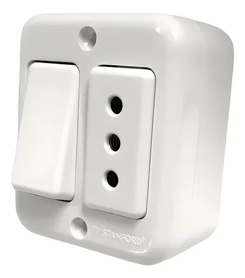 Enchufe +Interruptor -Stanford