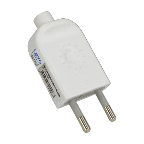 ENCHUFE MACHO 10A SIN TIERRA LEXO BLANCO