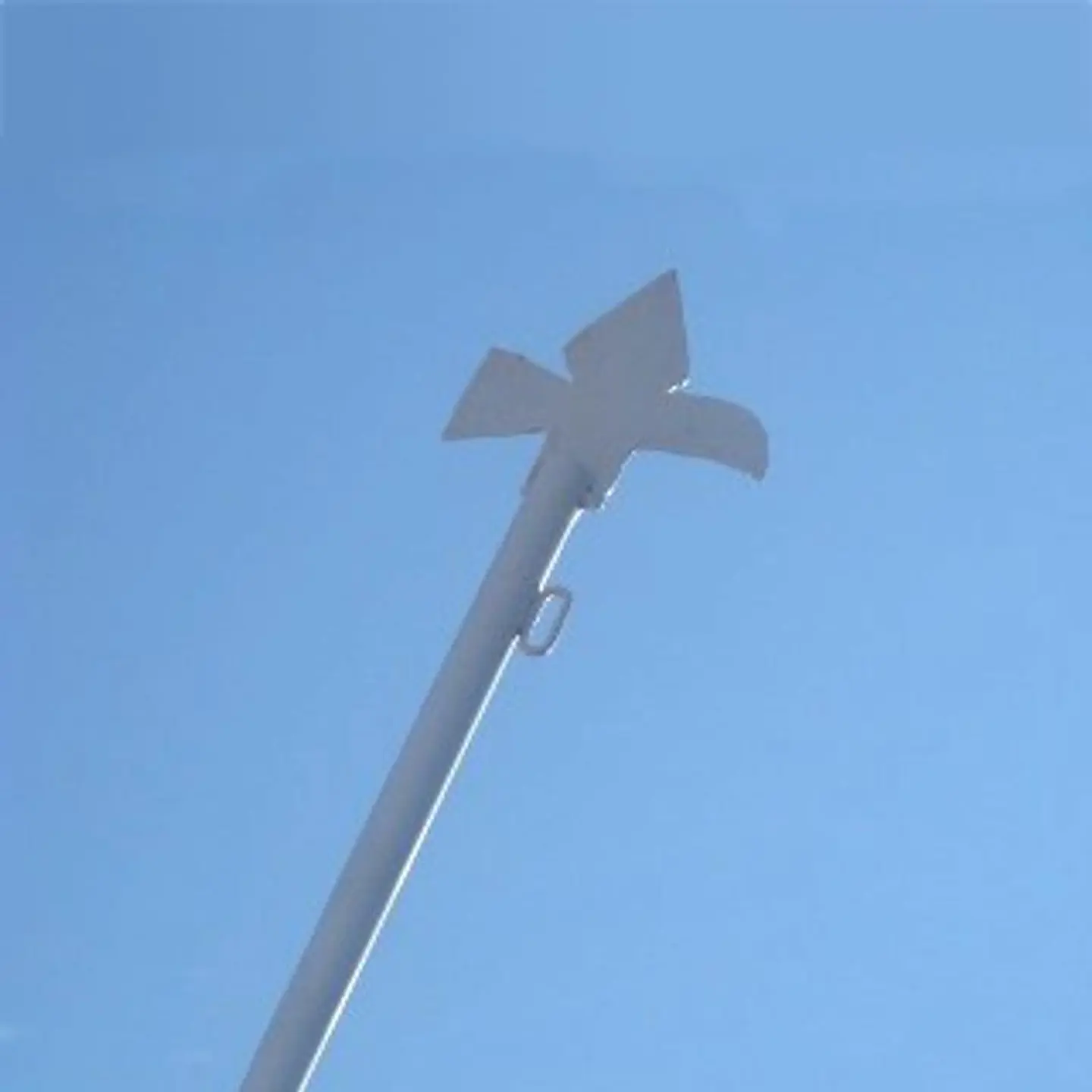 MASTIL PARA BANDERA PINTADO CON FLECHA 1