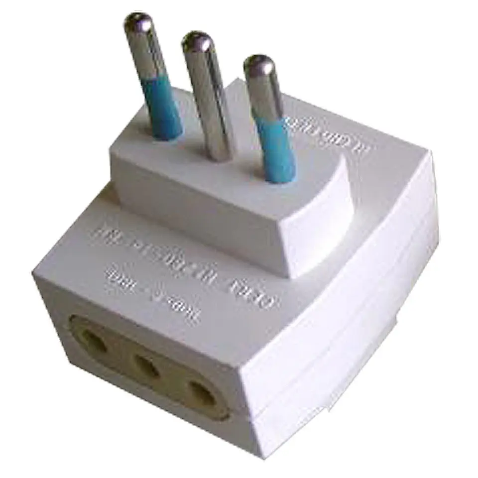 ENCHUFE CASTILLO MACHO TRIPLE 10A 1