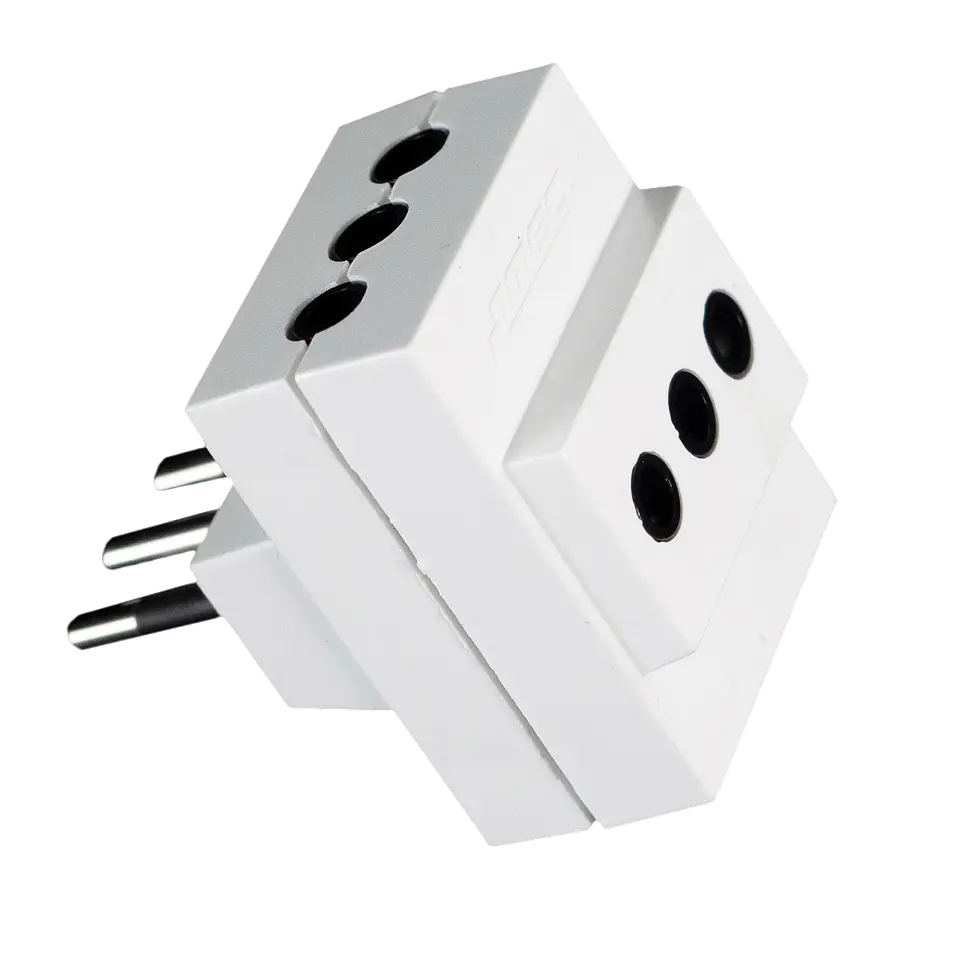 ENCHUFE MACHO TRIPLE MEC 1