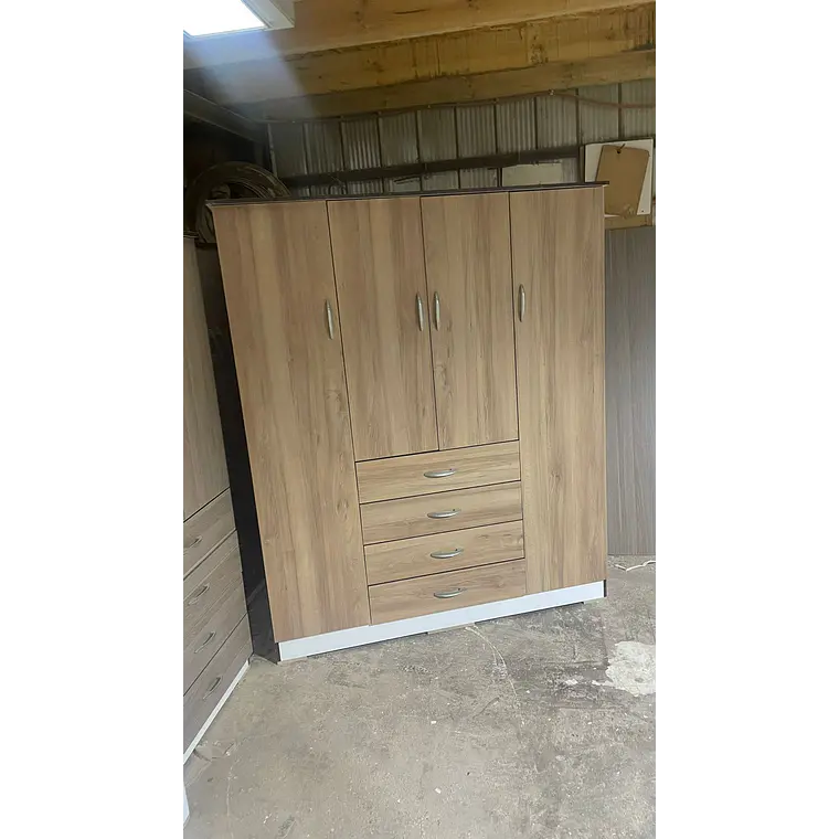 CLOSET 4 PUERTA MELAMINA 9008 1