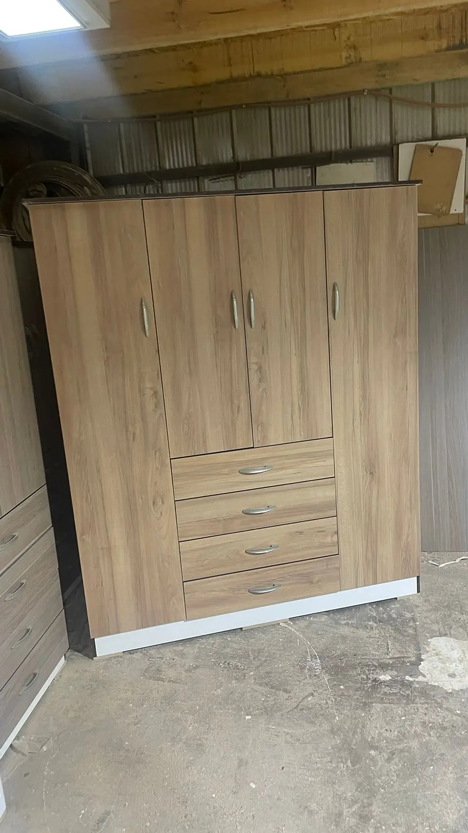 CLOSET 4 PUERTA MELAMINA 9008 1