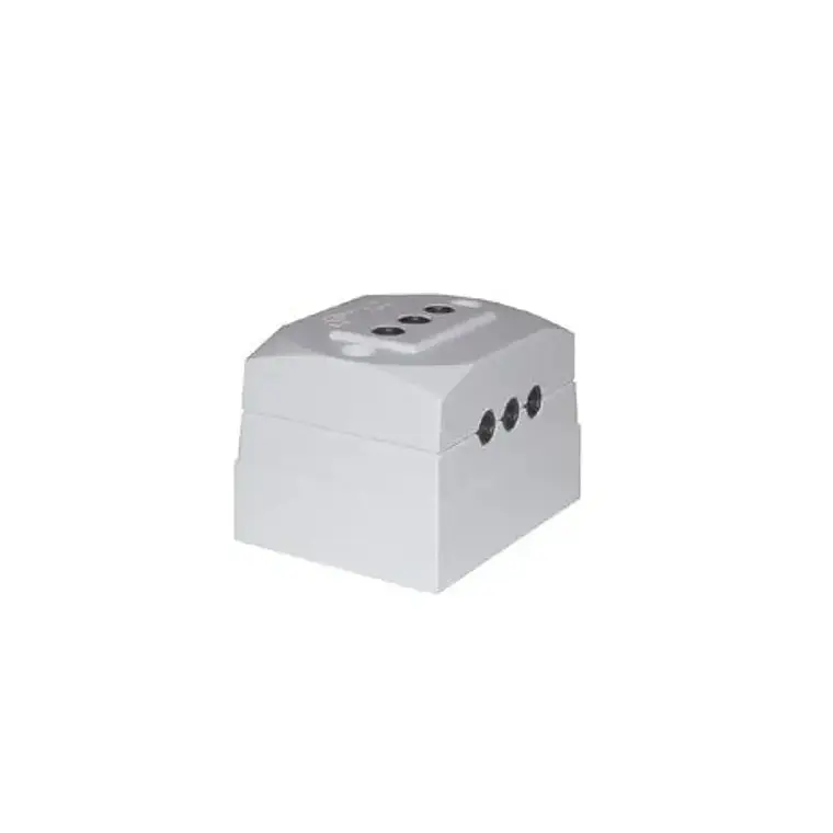 0200HS0151 ENCHUFE HEMBRA TRIPLE S/P 2P+T 10A.MEC 1