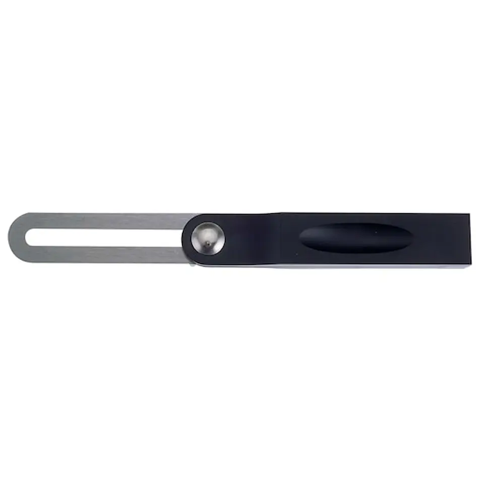 ESCUADRA FALSA 8