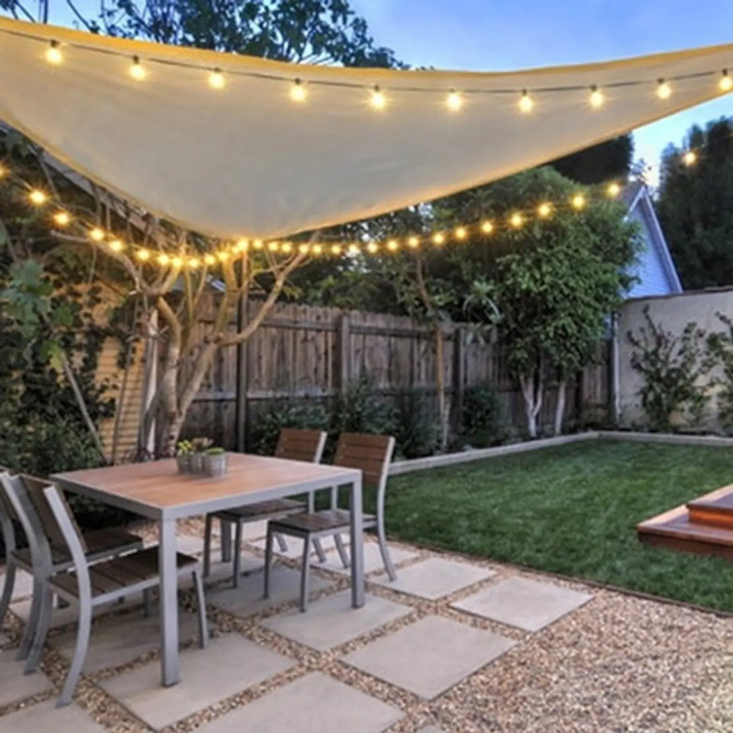 Vela Sombreadora Triangular Cafe/Beige 3X3X3MT 2