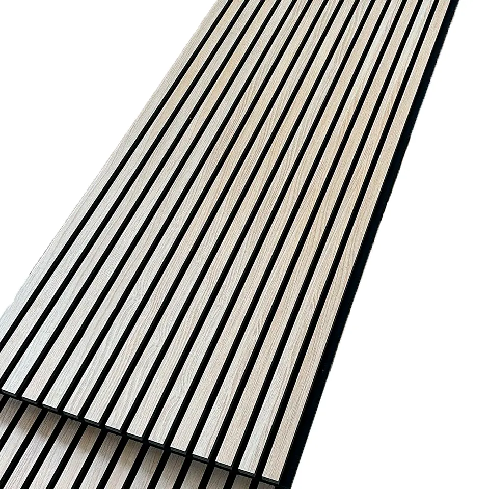Panel Acustico C/Laminas de Madera White oak 600X2400MM 2