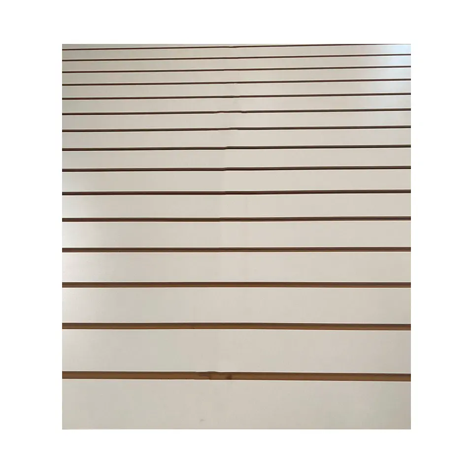 Tablero MDF Ranurado Blanco 18MM 1.22X2.44MT 1