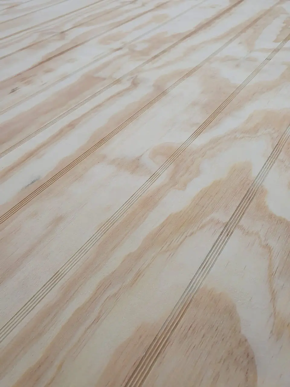 Terciado Ranurado Clasico 9MM 2400X1200MM S/Machambre 1
