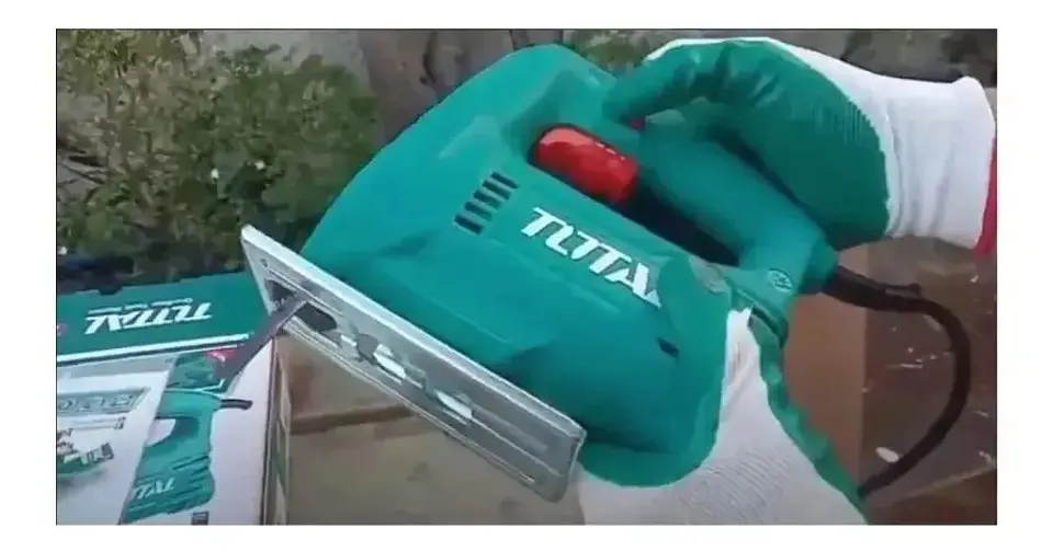 SIERRA CALADORA 400W TOTAL 3