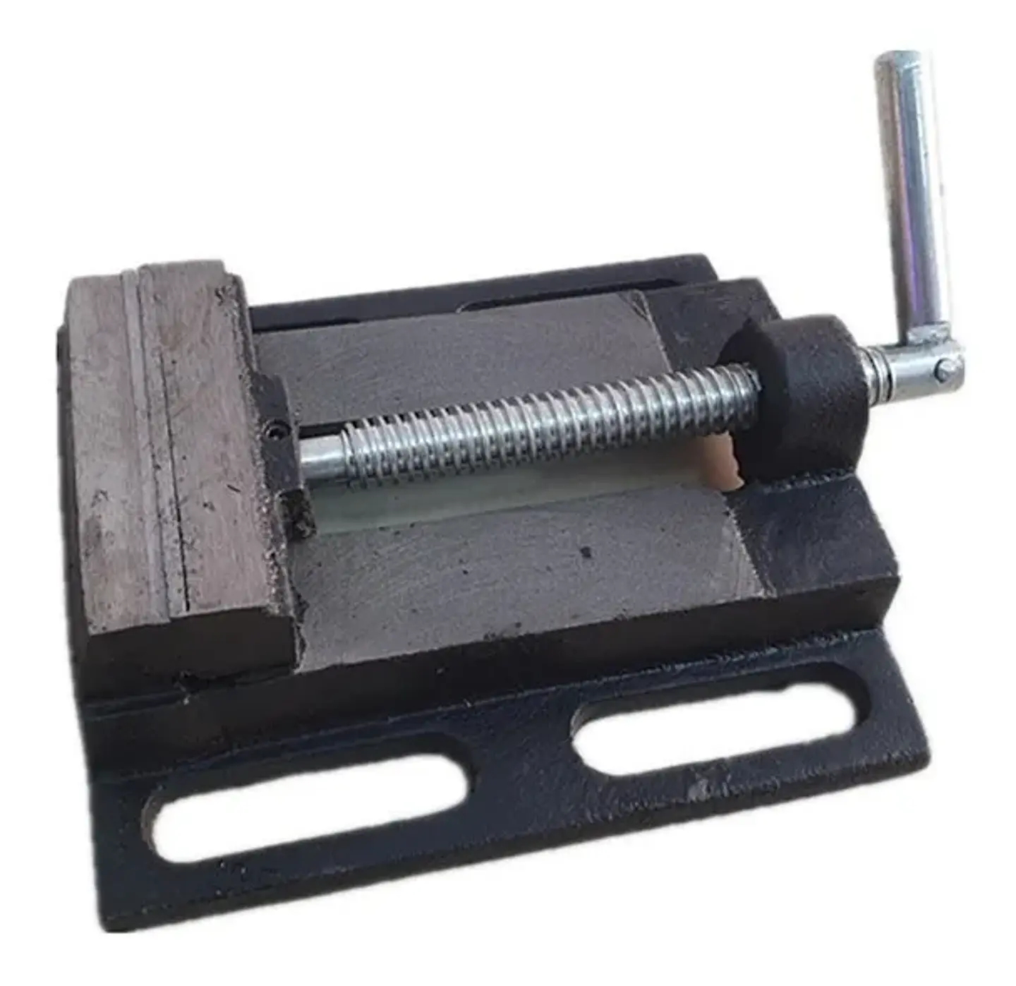 Prensa Morsa Tornillo De Banco Para Fijación 5 Pulgadas TOYAKI 2