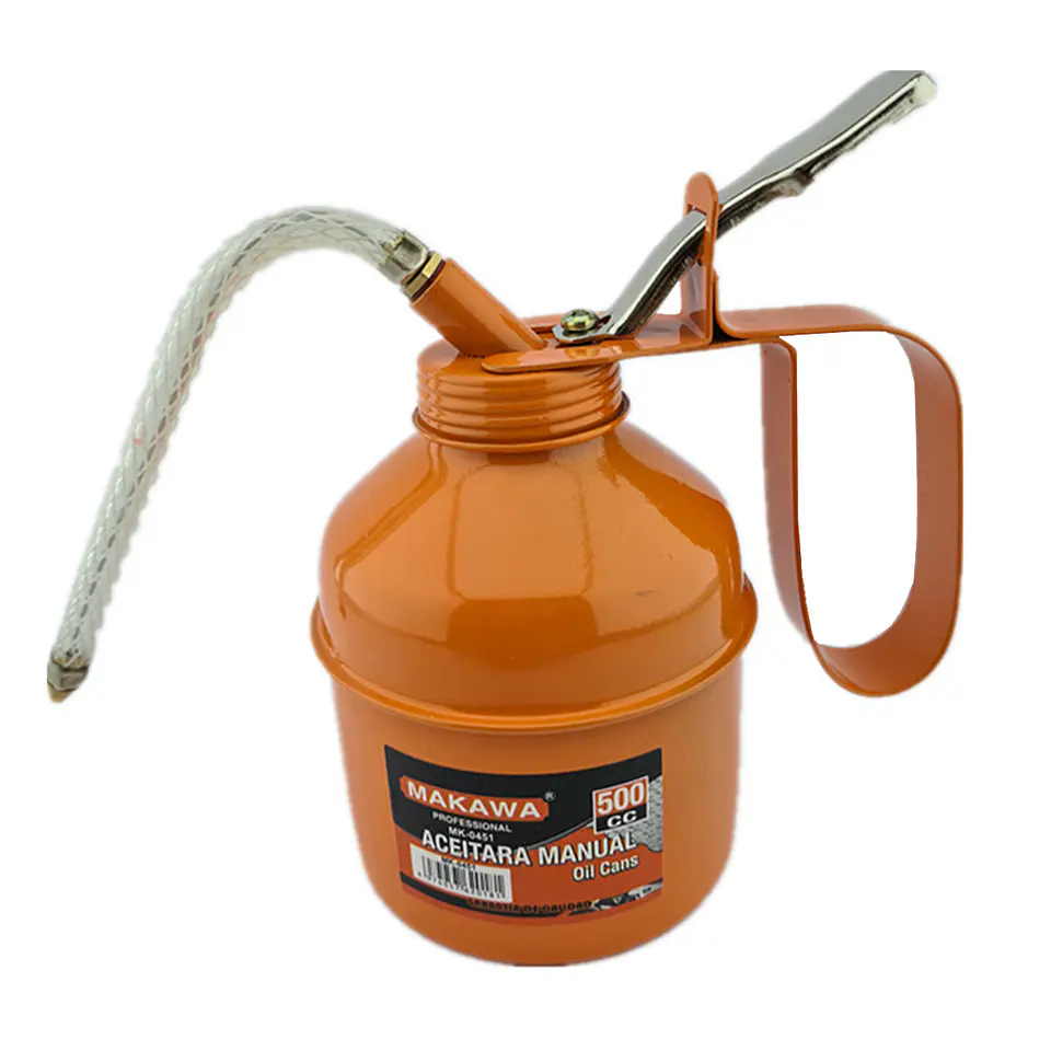 Aceitera Manual Manguera Flexible 500cc Makawa 1