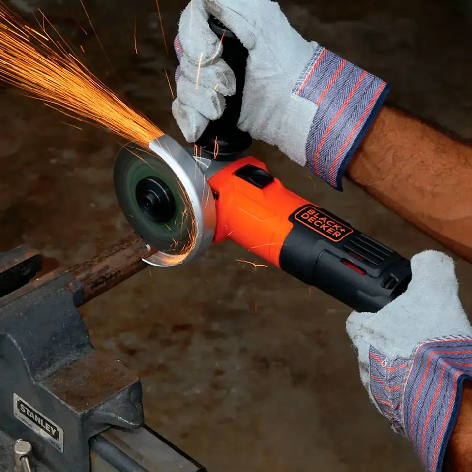 Galletera Esmeril Angular 4 1/2 115mm 650w Black+decker  8