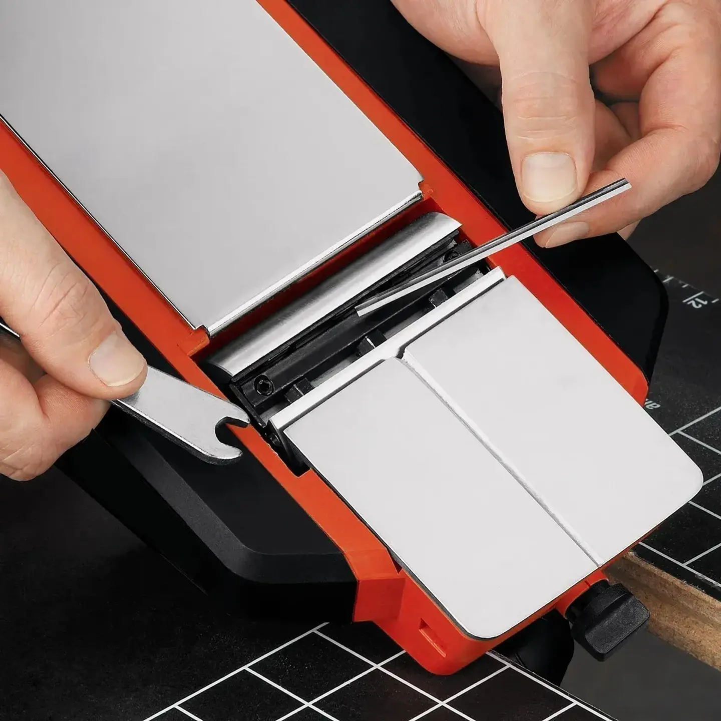 Cepillo Electrico Carpintero 650w Black+decker 7698-b2c 3