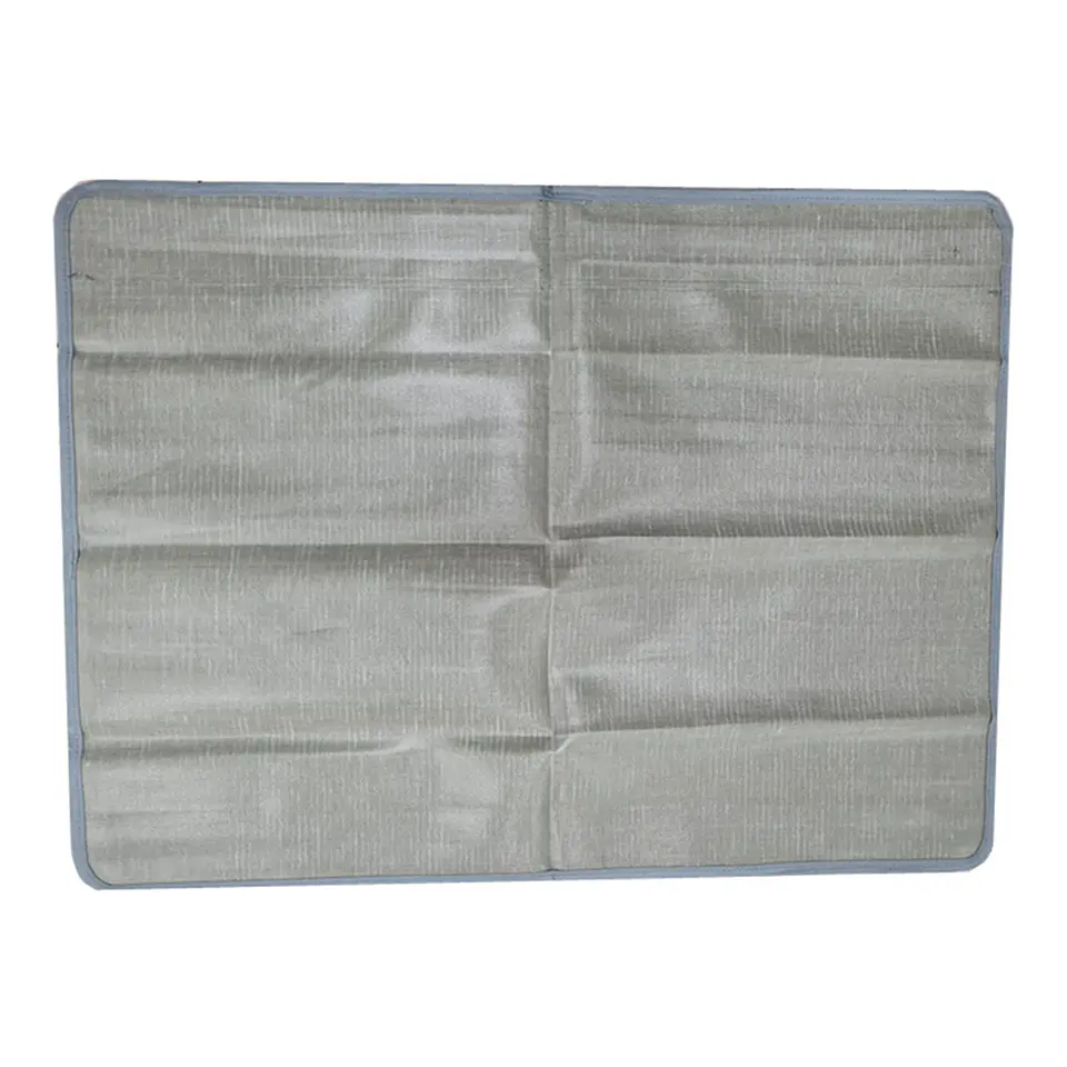 Manta Cubierta Protectora Magnética Antirayon Auto 2