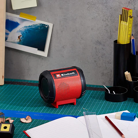 Parlante Altavoz Bocina Bluetooth Usb 18v Bat+Carg
