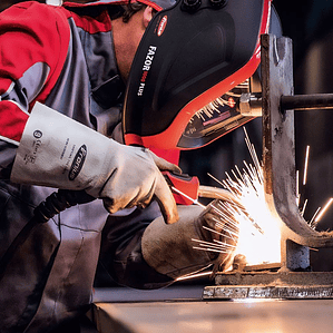 Soldadora MIG 300 amperes (solda sin gas)