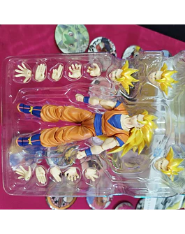 SUPER SAIYAN 3 GOKU ( SEGUNDA MANO )