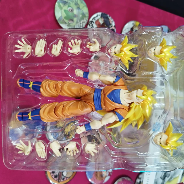 SUPER SAIYAN 3 GOKU ( SEGUNDA MANO )