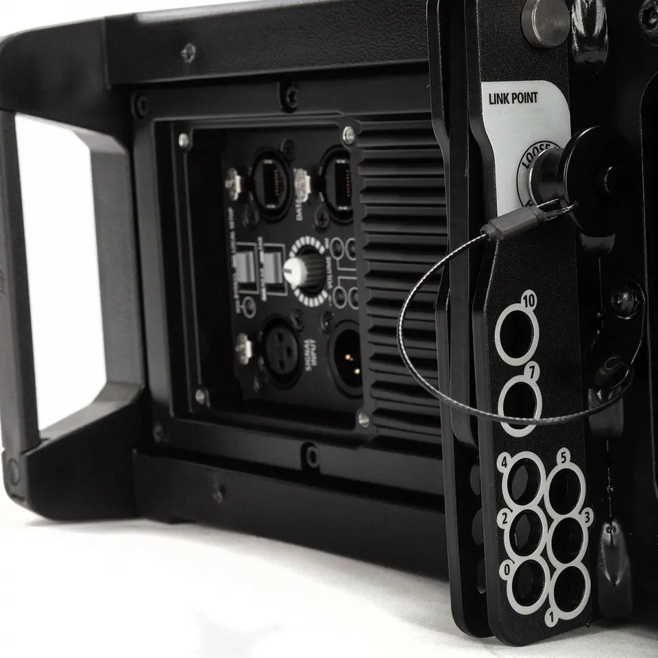 PARLANTE RCF HDL26A LINE ARRAY ACTIVO DE DOS VÍAS 6
