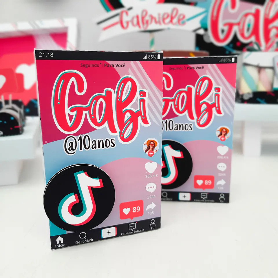 Caixa KitKat 1