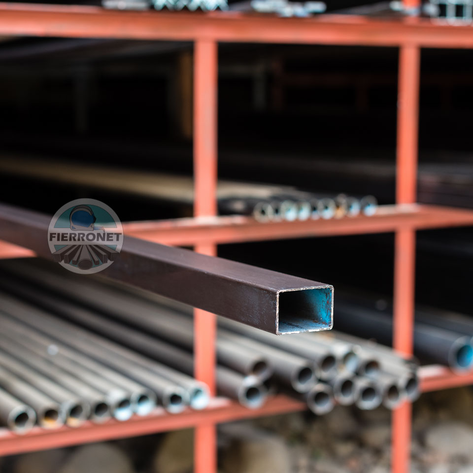 Perfil Rectangular 60x40x2,0x6000mm.