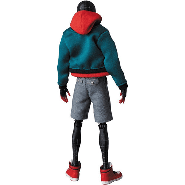 Mafex Spiderman Miles Morales - Into the Spider-verse 3