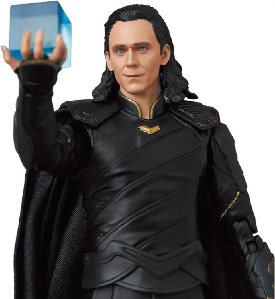 Mafex Loki - Avengers Infinity War 5
