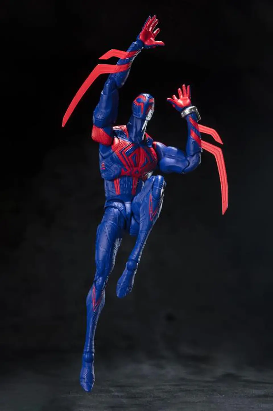S.H.FIGUARTS SPIDER-MAN 2099 - ACROSS THE SPIDER-VERSE 8
