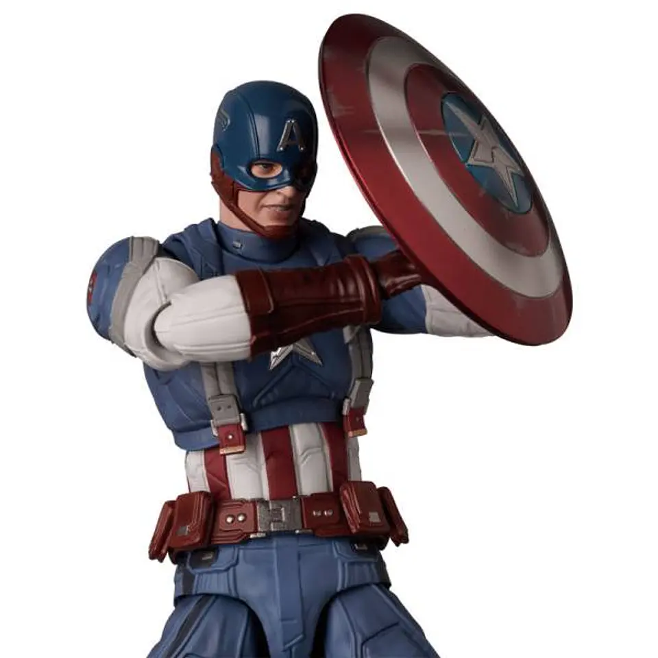 MAFEX Capitan America (Classic Suit) - The Winter Soldier 7