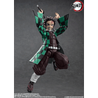 S.H.Figuarts Tanjiro Kamado Kimetsu no Yaiba 5