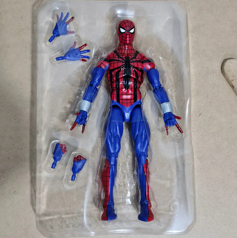 (Artículo usado: A/CAJA: D) Marvel Legends Series Ben Reilly Spider-man 4