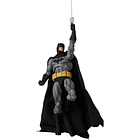 MAFEX Batman - Hush Batman (Black Ver.) 9