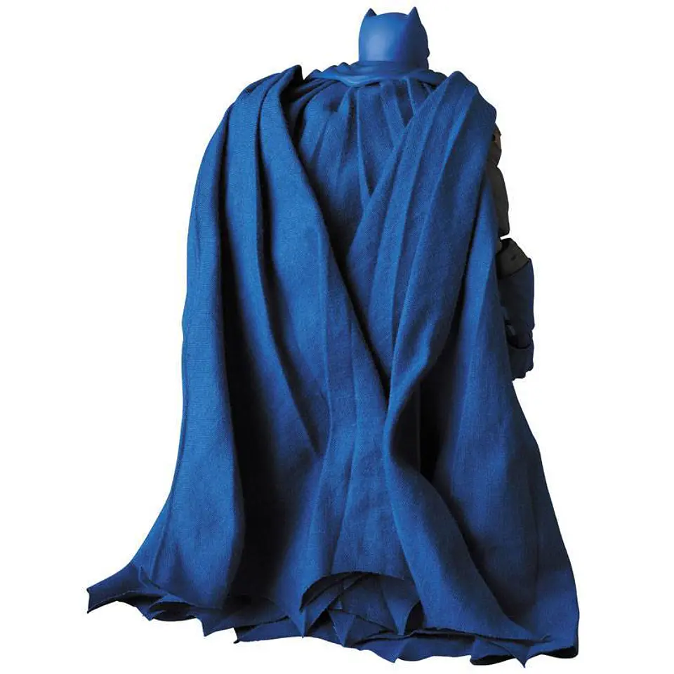 MAFEX Batman (Blue) - Batman: The Dark Knight Returns 4