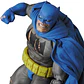 MAFEX Batman (Blue) - Batman: The Dark Knight Returns - thumbnail 5