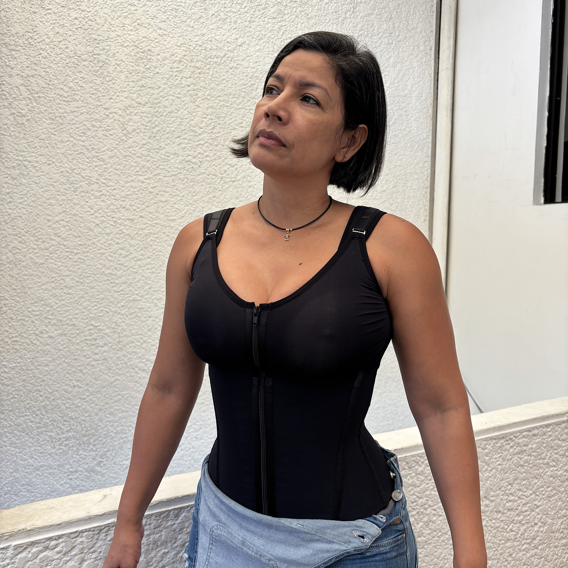 Chaleco Reloj de arena con busto  8