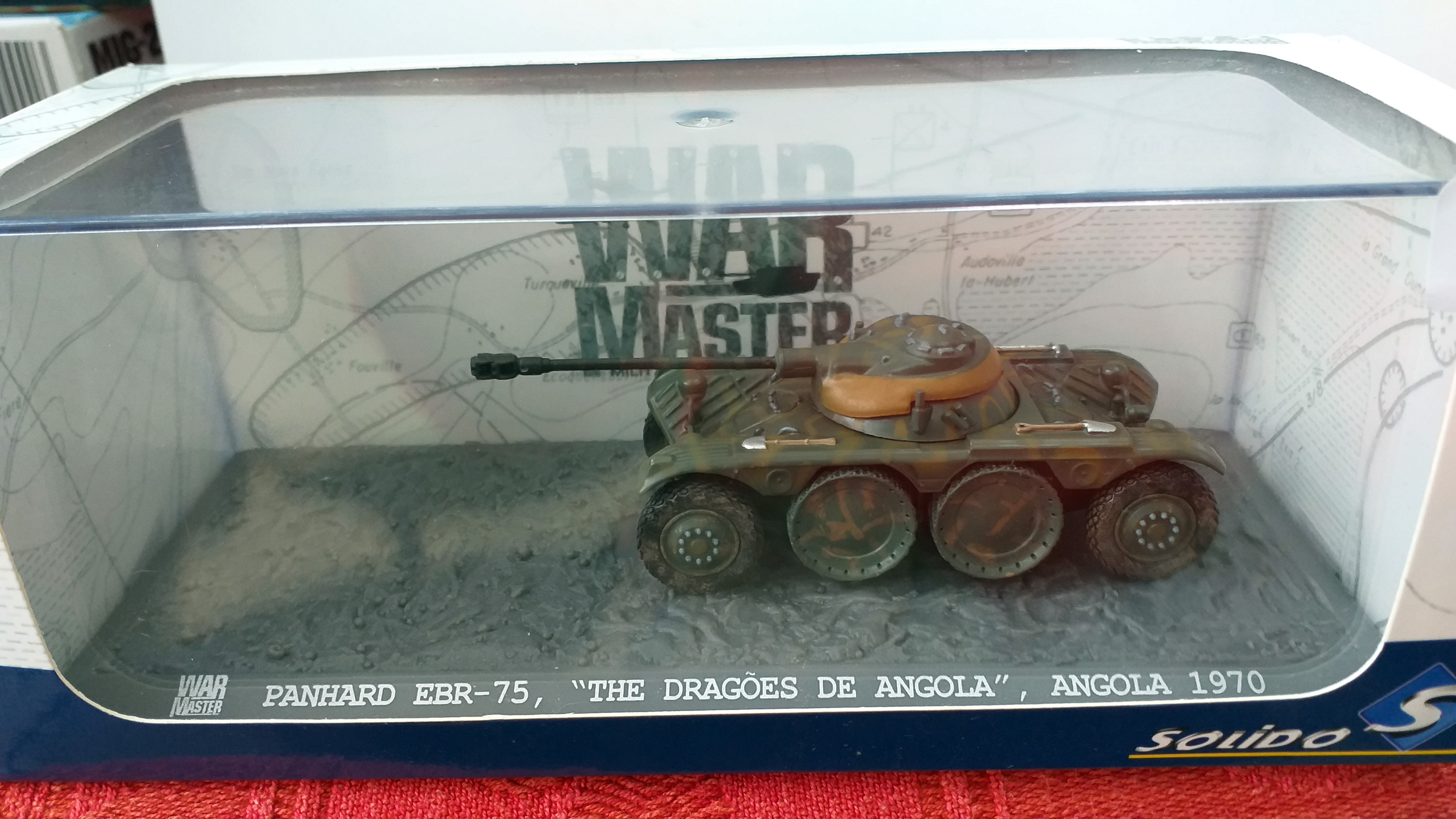 Panhard EBR - 75 Dragões de Angola 1:72 Solido