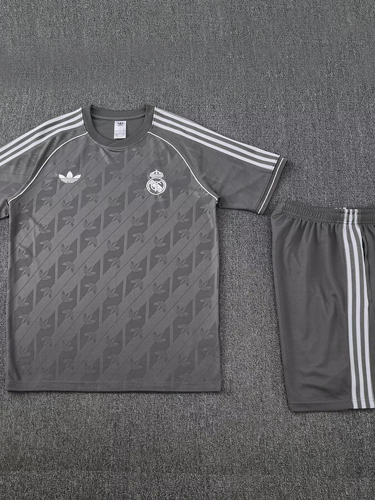 Kit de Treino Real Madrid 2025/26 2