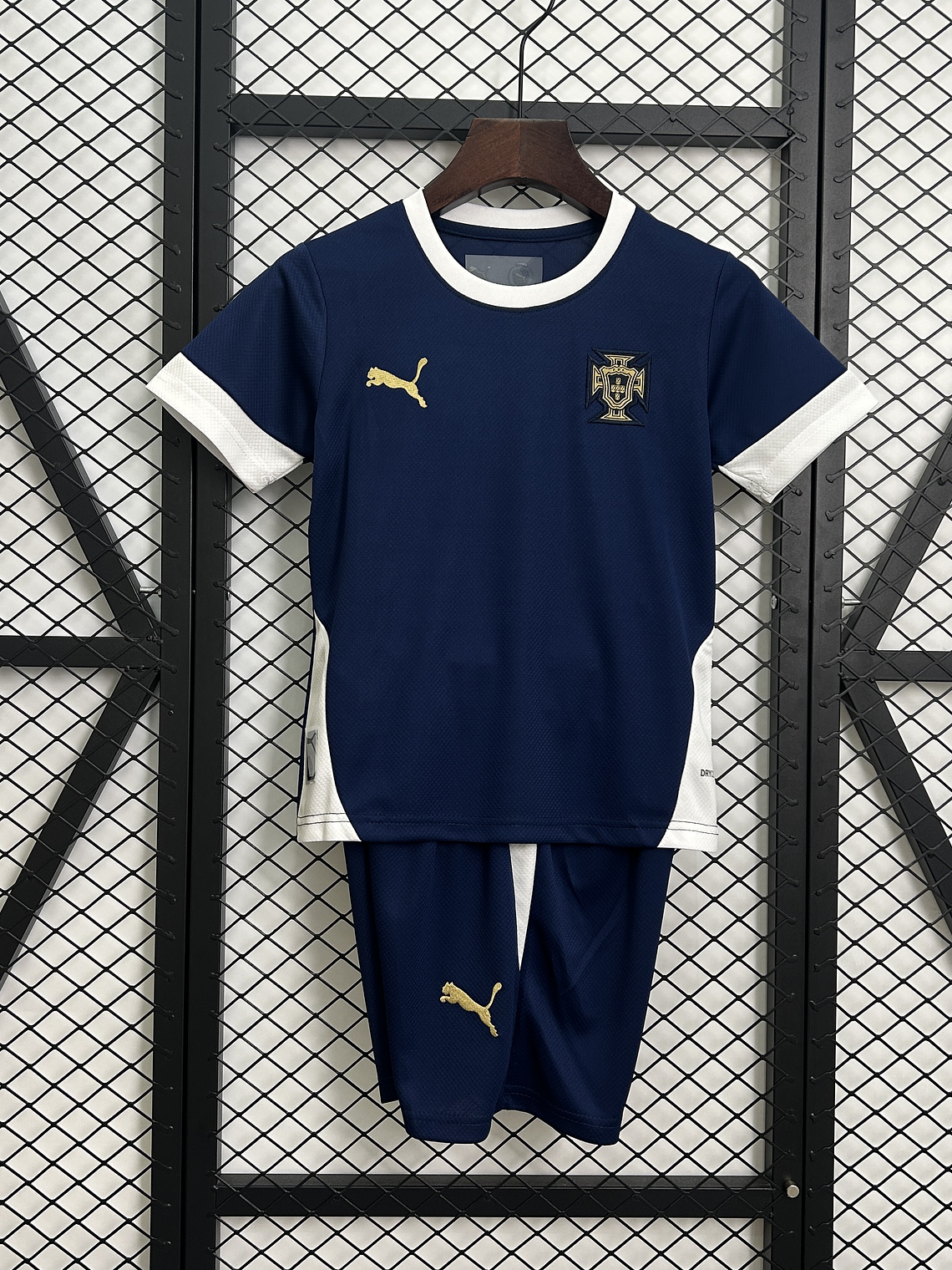 Kit Criança Portugal Treino 2025/26 1