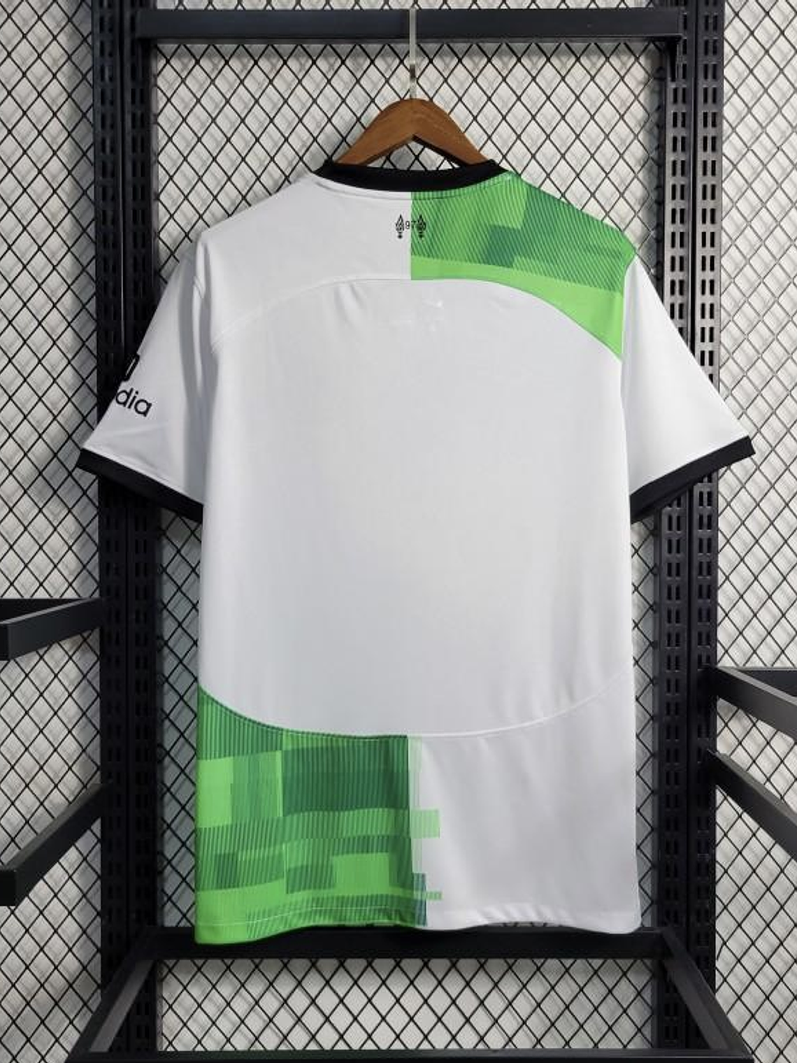 Camisola Liverpool Alternativa 2023/24 3