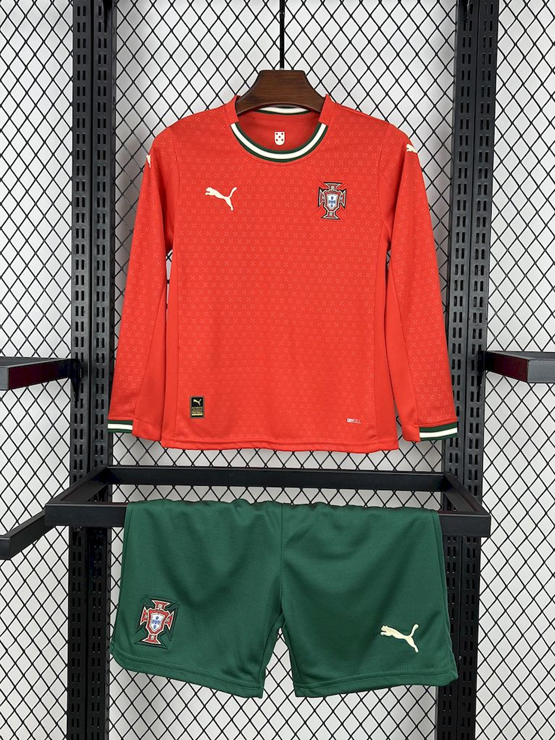 Kit Criança Portugal Principal Manga Comprida 2025 1