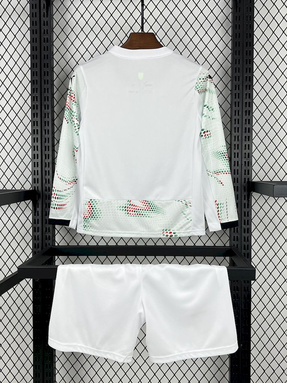 Kit Criança Portugal Alternativa Manga Comprida 2025 2